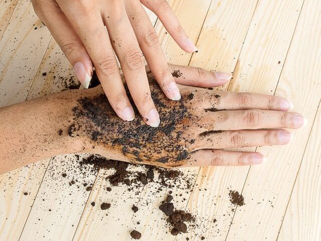 Handscrub met zout en koffie